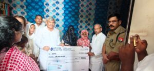 कूलर मरम्मत के एवज में मांगे 500 रुपये, मिली चंद्रपाल कश्यप को मोत, परिजनों को 5 लाख का मुआवजा